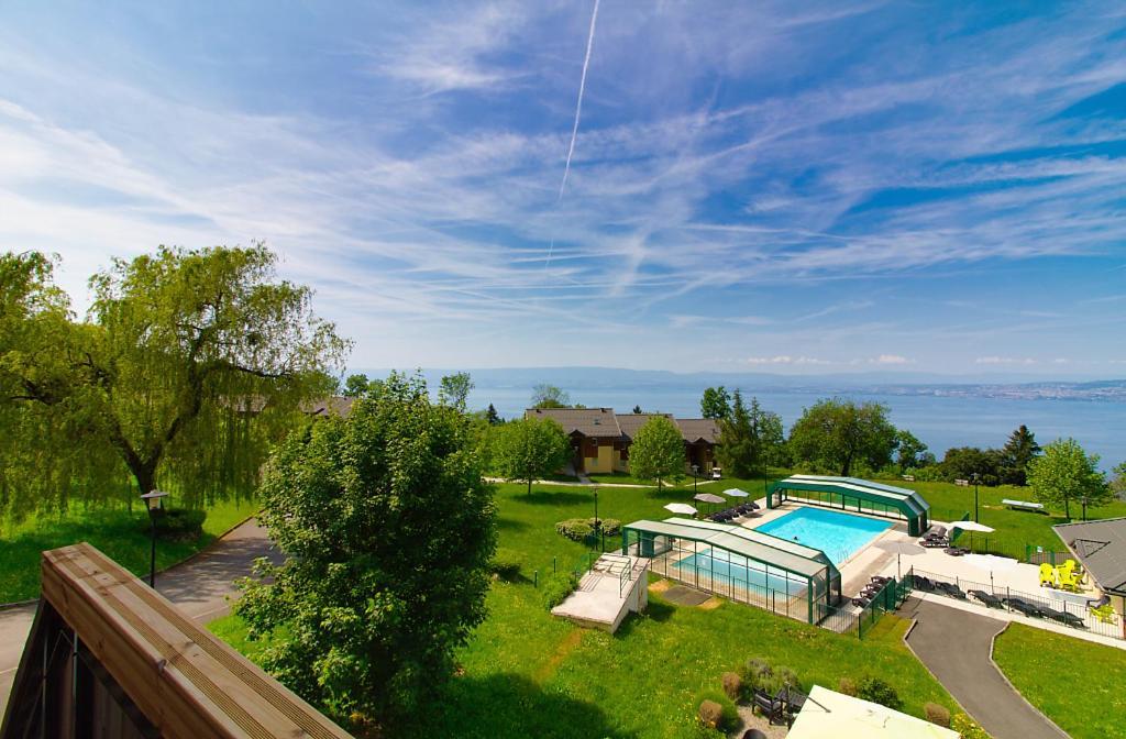 Vue Lac Leman & Piscine - Parking Free - Confort Appart 6 Pers Lugrin Exterior foto